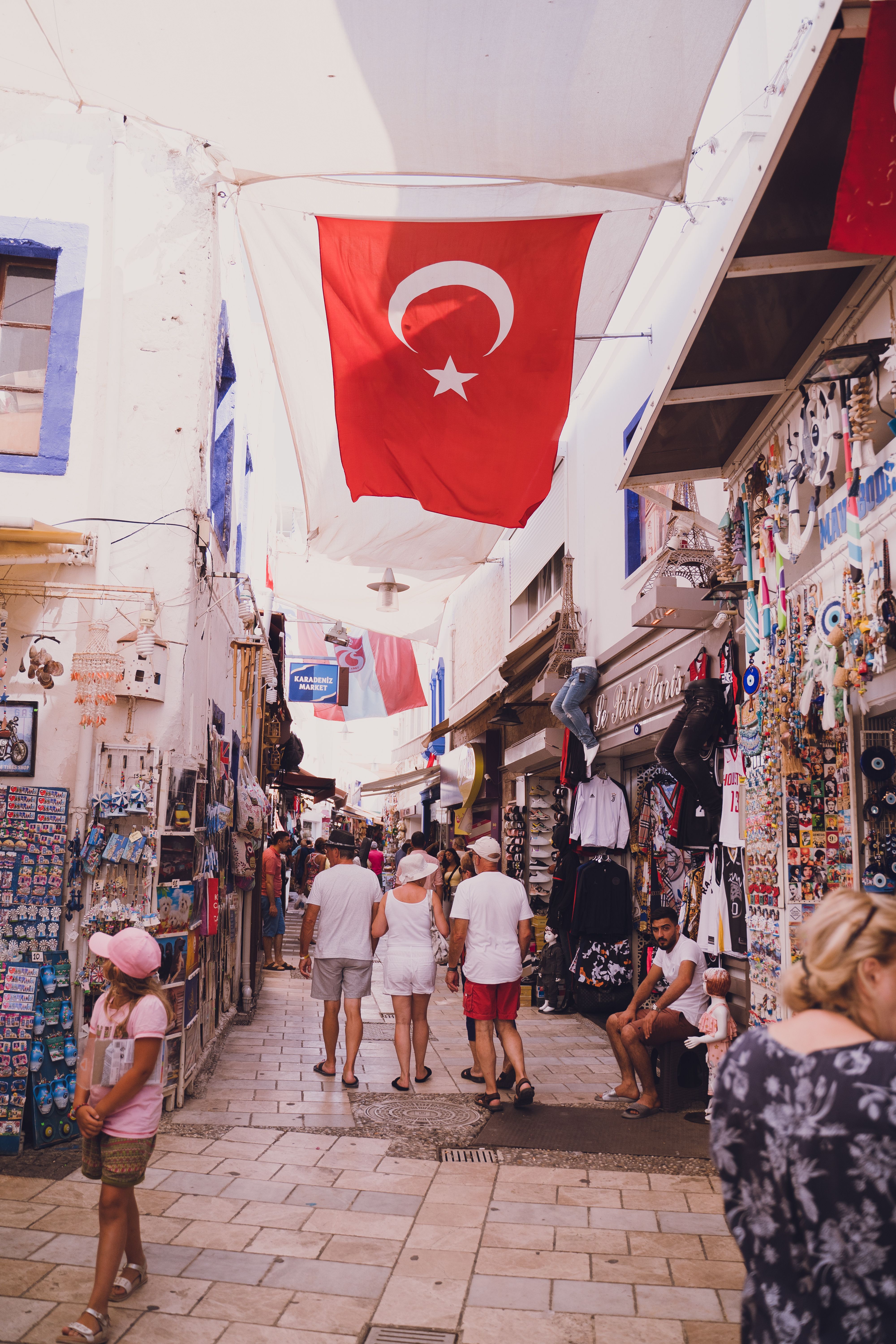 Bodrum – Turkiets sofistikerade kustpärla där historia möter lyx och vardagsliv
