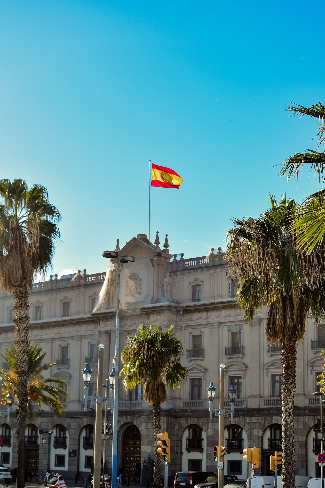 Ska du resa till Spanien? Här är reglerna svenska turister måste ha koll på