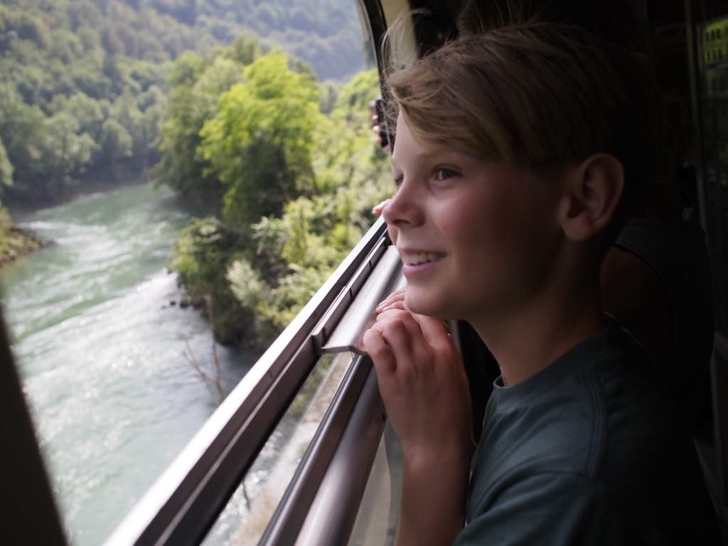Couchsurfing och Interrail med barn – tips & tricks 🥰🎒🚅